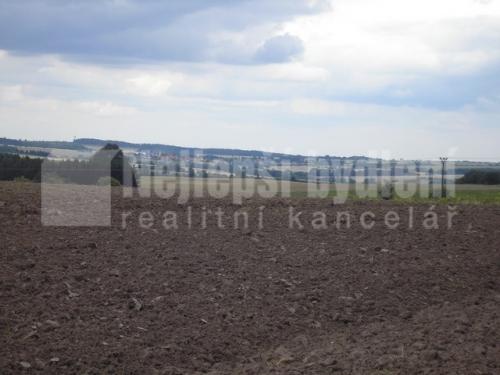 Pozemky na prodej: Pozemek 10589 m2, Konojedy, okr. Kolín