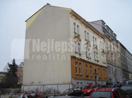 Prodej pronájem bytu: Novostavba podkrovního bytu 3+kk v centru Plzně