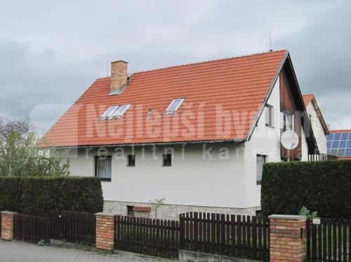 Domy na prodej: Dvougenerační RD v obci Chlumčany