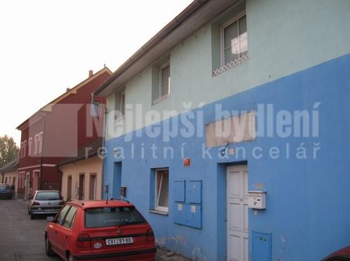 Domy na prodej: ŘRD k bydlení s podnikáním v Plzni - Roudné