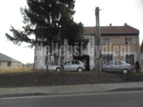 Prodej nemovitosti: RD 2+1 se zahradou, Nezamyslice